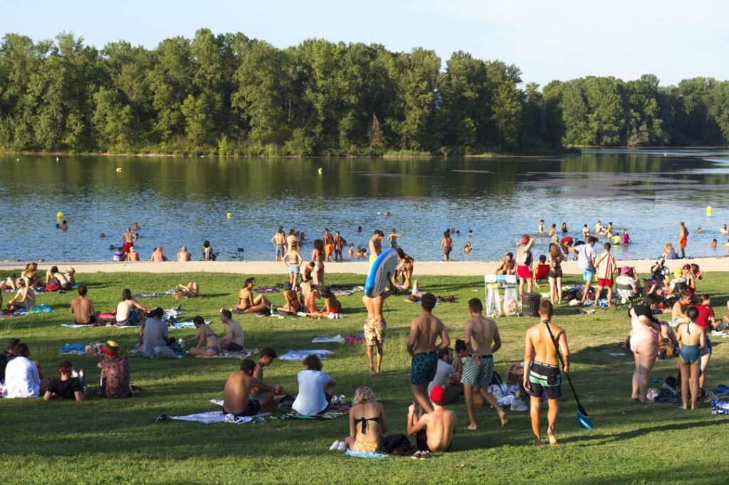Guide ultime des meilleurs parcs et espaces verts à Lyon 9 Parc de Miribel-Jonage : espaces verts à Lyon