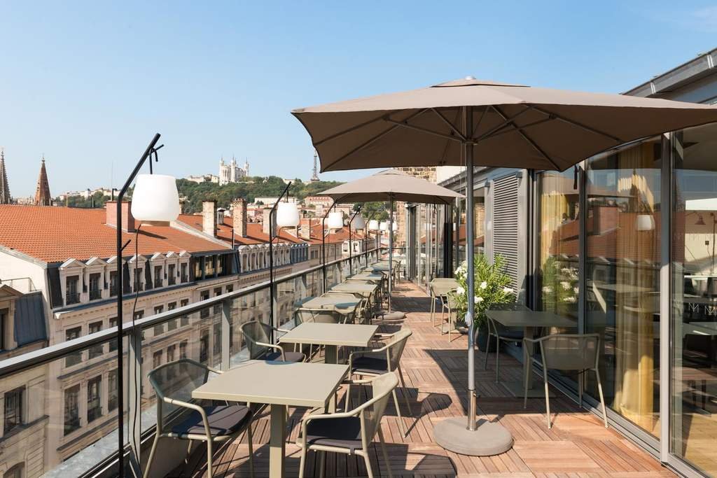 Activités en couple à Lyon : le guide pour surprendre votre moitié 5 Rooftop Maison Nô : sortie en couple à Lyon