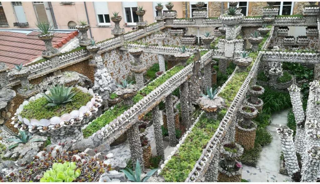 Que faire à Lyon ? Le guide ultime 2026 pour les Lyonnais et les visiteurs (visites, sorties, gastronomie, insolite) 10 Lyon week-end : visite du Jardin Rosa Mir