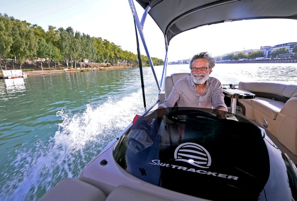 Activités en couple à Lyon : le guide pour surprendre votre moitié 6 Activités en couple à Lyon : water taxi