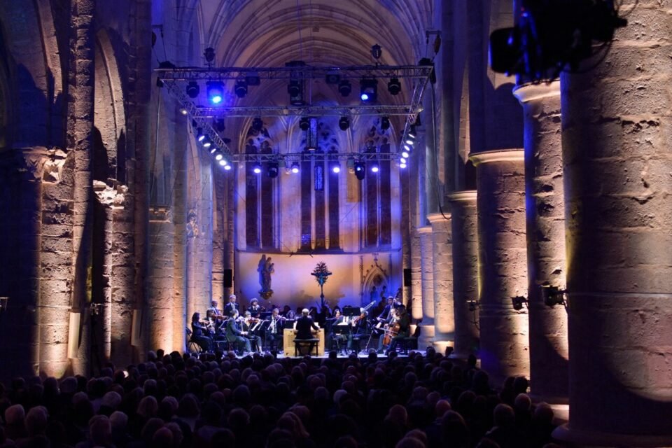 Que faire à Lyon pendant les vacances d'été 2026 : le guide ultime (familles, touristes, événements et bons plans) 3 Festival d'Ambronay : festivals été Lyon